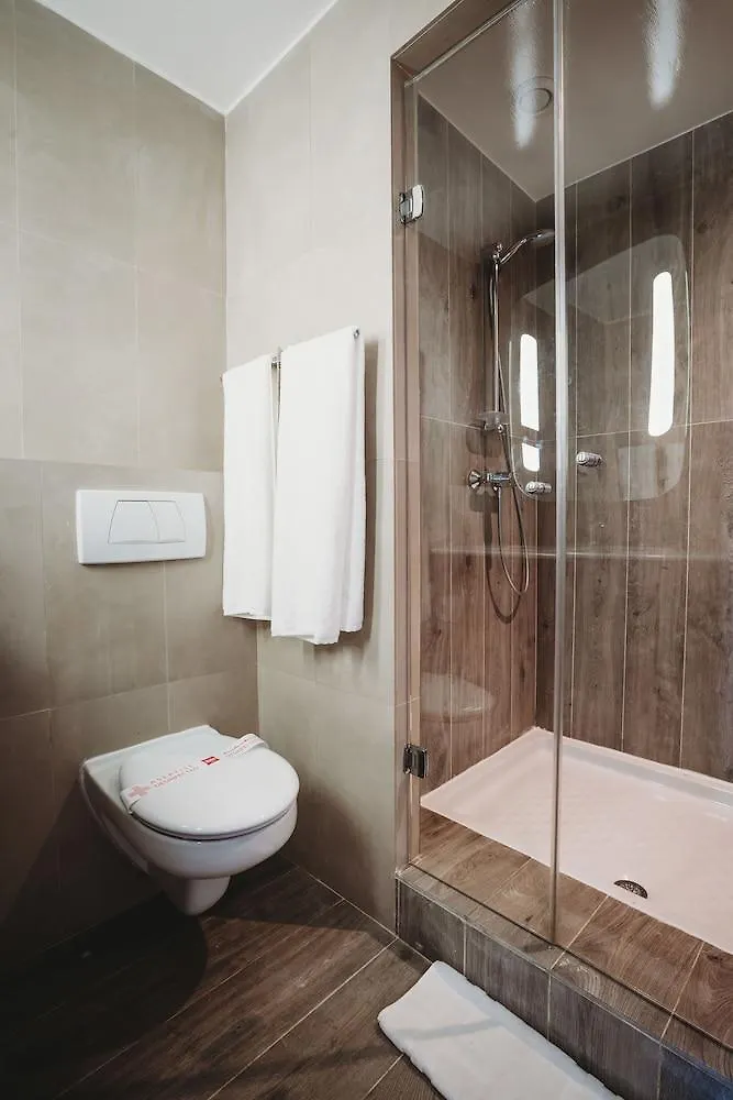 Ibis Casanearshore Casablanca 3*,  Marocco